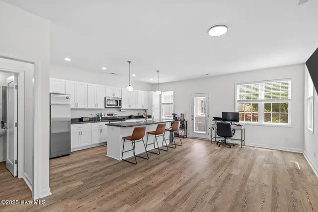 $283,000 | 146 Poplar Street, Jacksonville, NC 28540