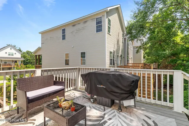 $283,000 | 146 Poplar Street, Jacksonville, NC 28540