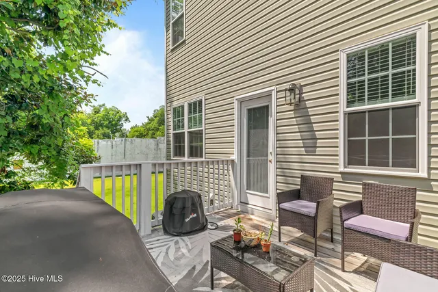 $283,000 | 146 Poplar Street, Jacksonville, NC 28540