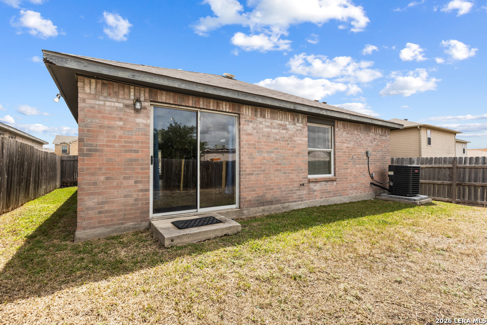 8304 Heights Valley Converse, TX 78109 - Photo 22 of 23