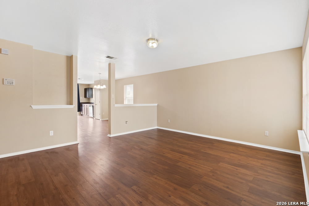 8304 Heights Valley Converse, TX 78109 - Photo 3 of 23