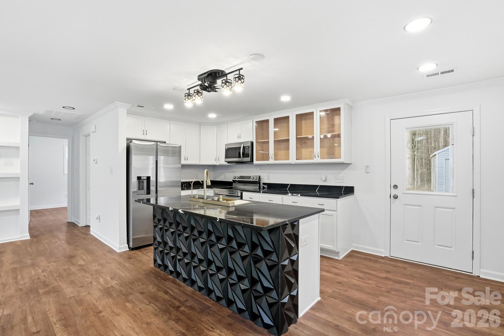 704 West Border Street Dallas, NC 28034 - Photo 25 of 48