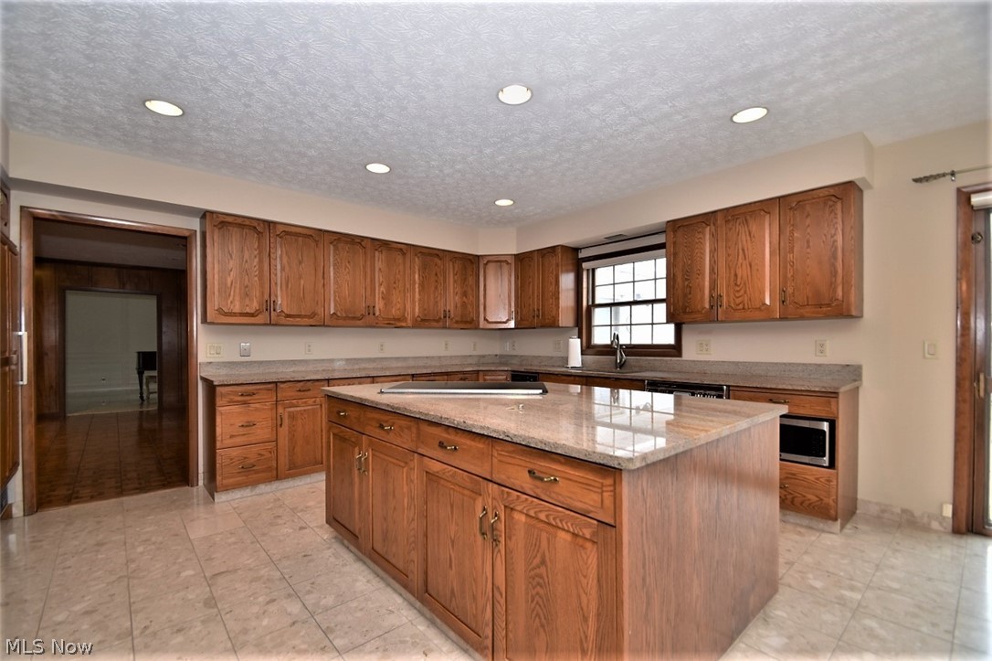 2795 Brainard Road Cleveland, OH 44124 - Photo 12 of 29 Gallery Image 12