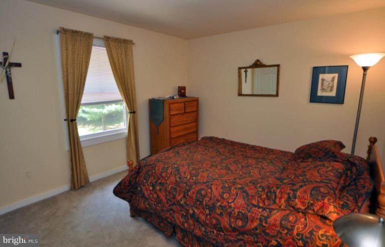 10033 Lawyers Road Vienna, VA 22181 - Photo 7 of 30 Bedroom #3