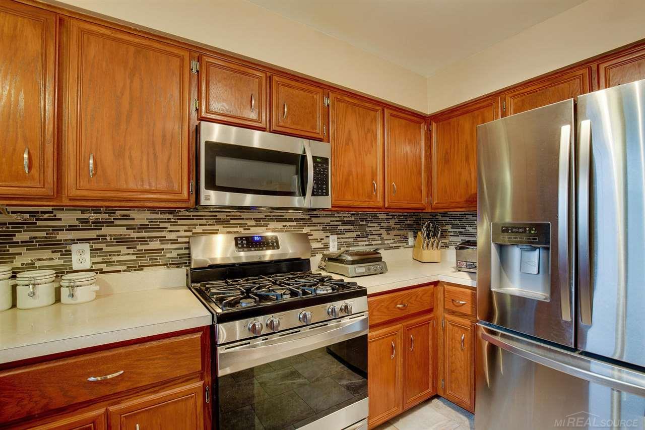 2800 York Road Rochester Hills, MI 48309 - Photo 9 of 26