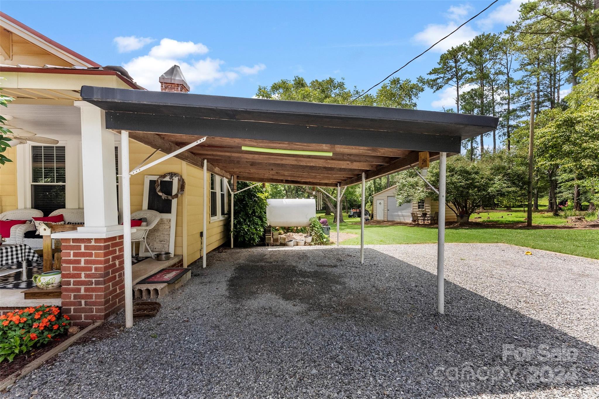 1114 Capps Road Bessemer City, NC 28016 - Photo 9 of 33 Gallery Image 9