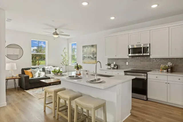 $539,990 | 6411 Jacinto Avenue, Sacramento, CA 95823