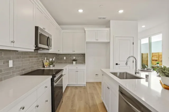 $539,990 | 6411 Jacinto Avenue, Sacramento, CA 95823