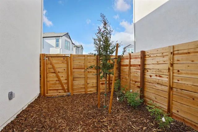 $539,990 | 6411 Jacinto Avenue, Sacramento, CA 95823