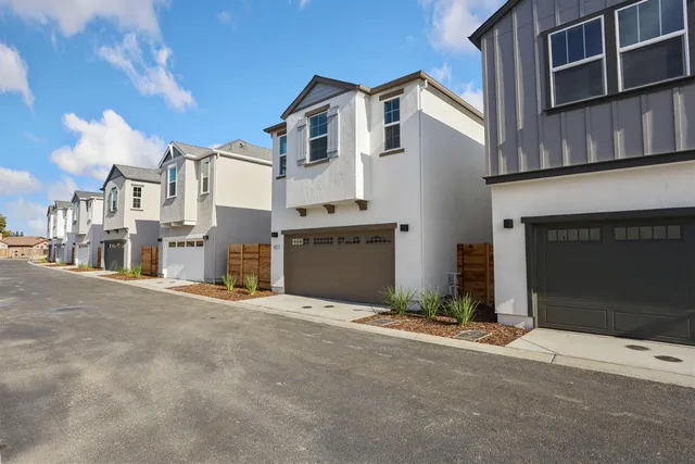 $539,990 | 6411 Jacinto Avenue, Sacramento, CA 95823