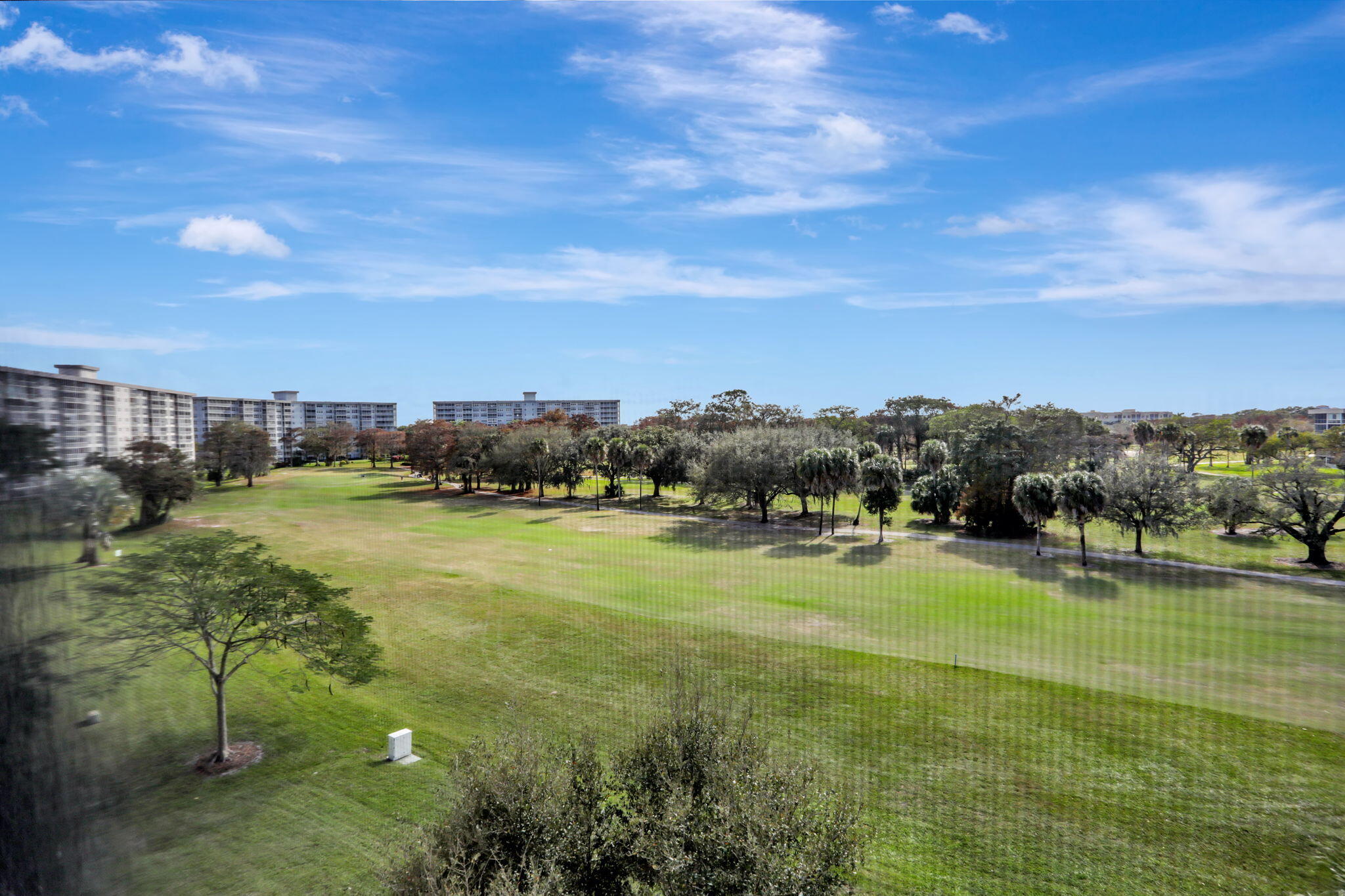 565 Oaks Lane, Unit 512 Pompano Beach, FL 33069 - Photo 26 of 34 31-web-or-mls-001L5896