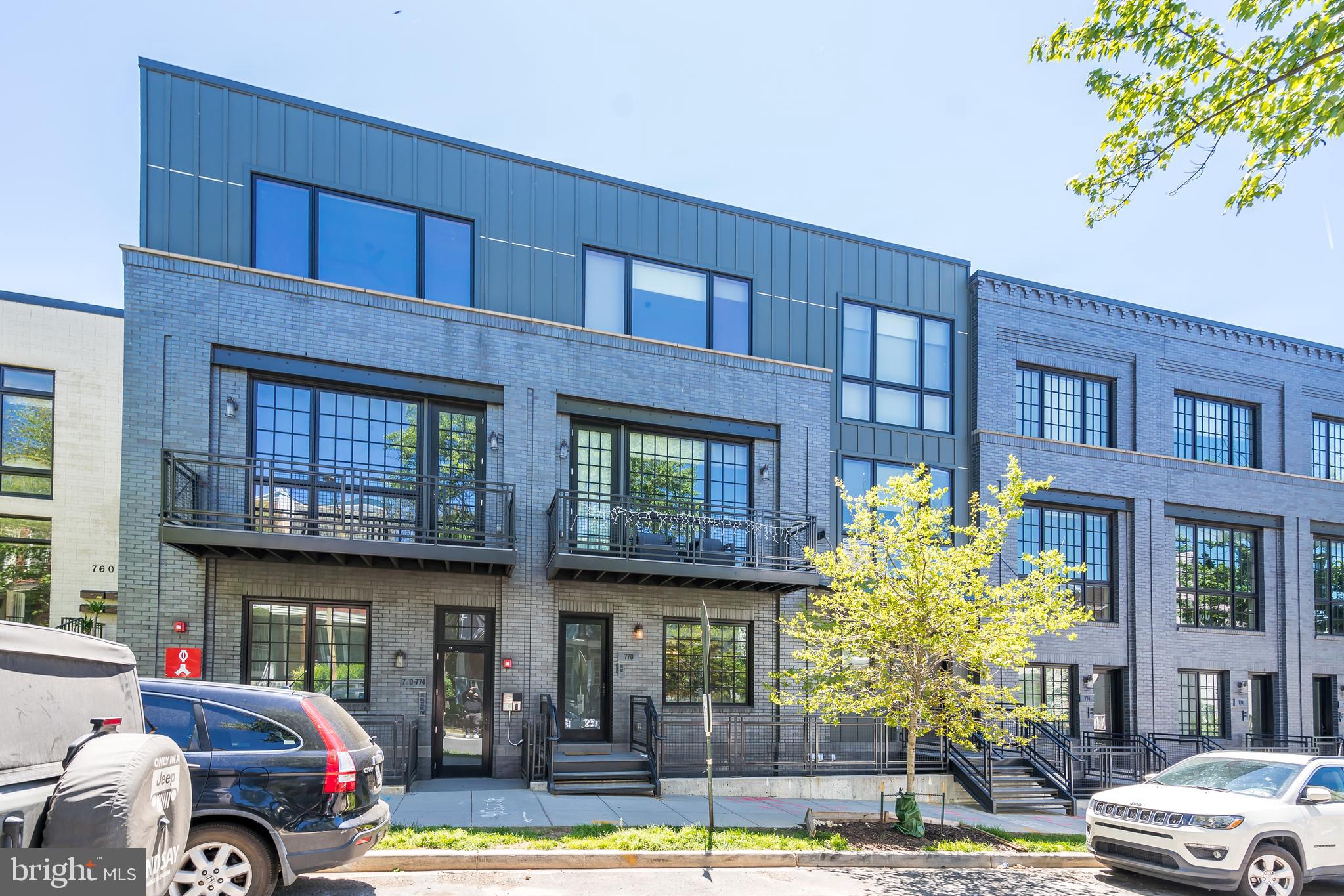 770 Girard Street Northwest, Unit 3E Washington, DC 20001 - Photo 3 of 22