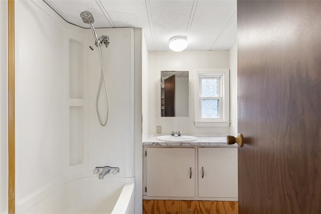 301 Bulgarmarsh Road Tiverton, RI 02878 - Photo 20 of 28