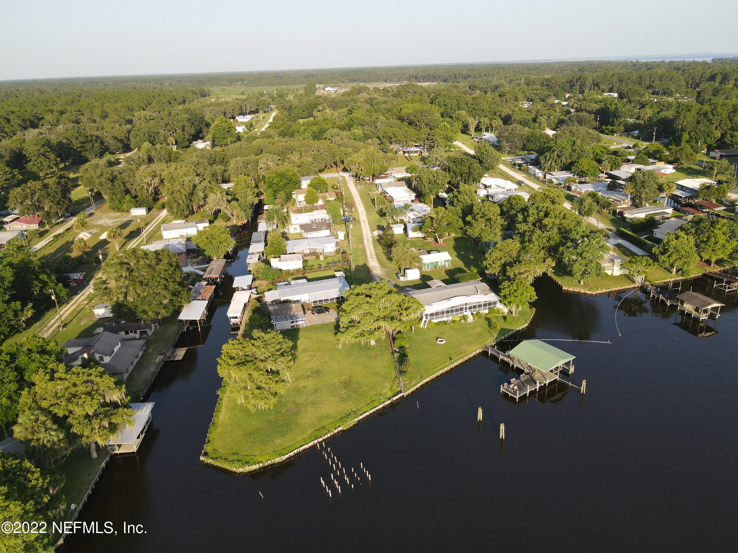 121 Jimmie Road Crescent City, FL 32112 - Photo 45 of 45 an aerial view of residential houses with outdoor space