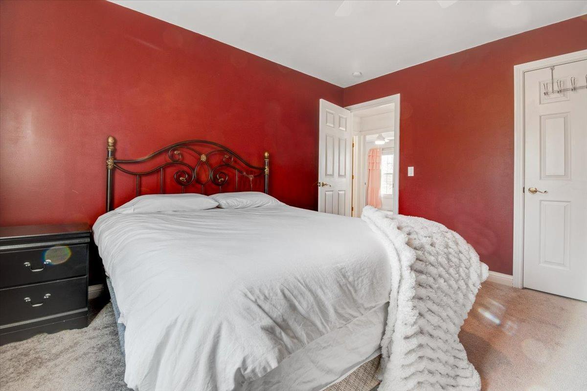 899 Surrey Ridge Cincinnati, OH 45245 - Photo 29 of 40 Gallery Image 29