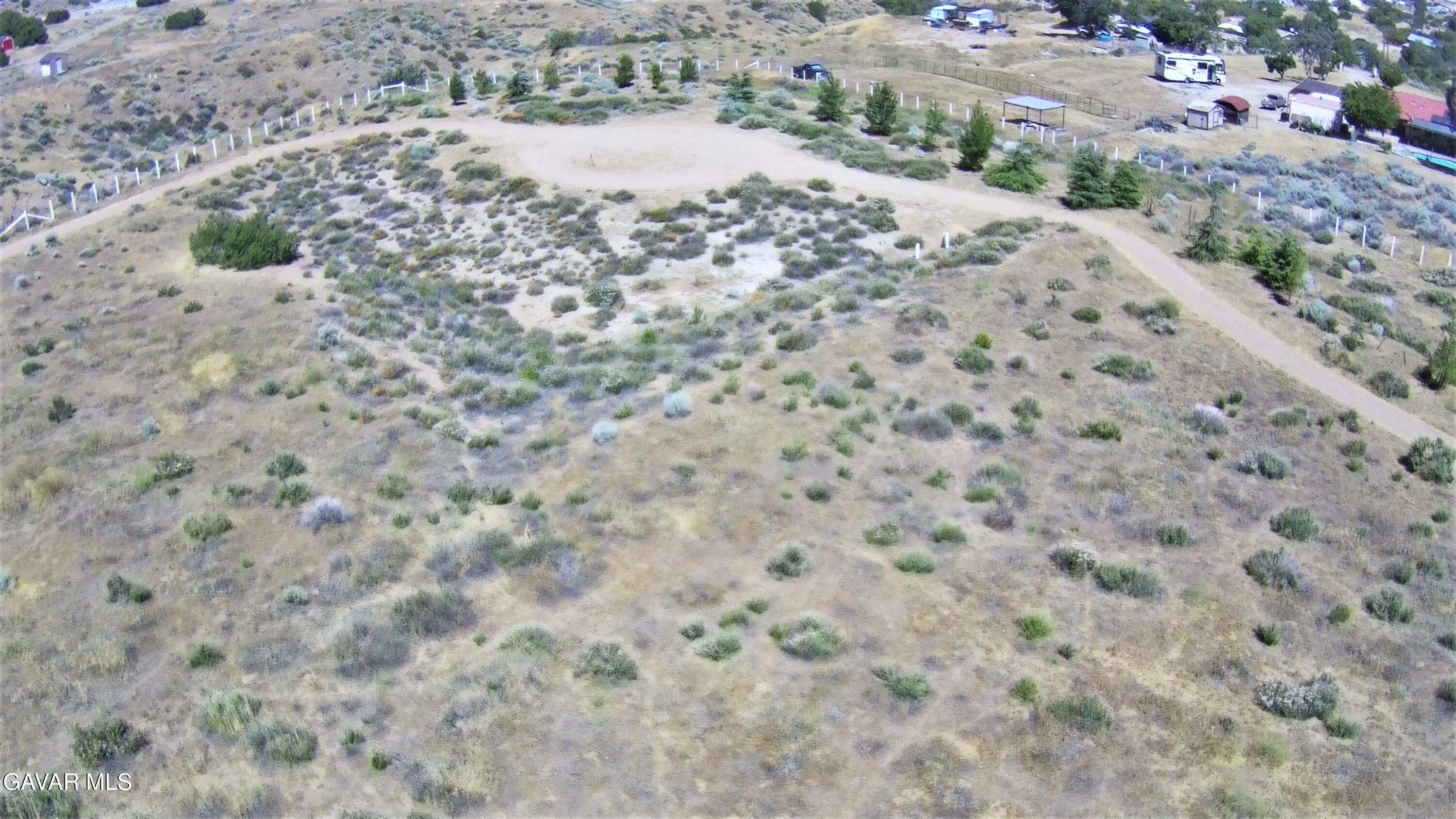 32151 Quirk Road Acton, CA 93510 - Photo 33 of 42 012