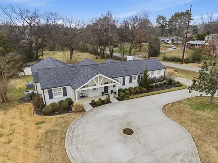 $1,575,000 | 745 Vosswood Drive, Nashville, TN 37205