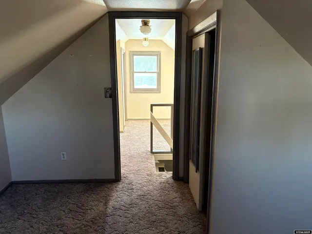 $149,900 | 104 West 5 Street, Shoshoni, WY 82649