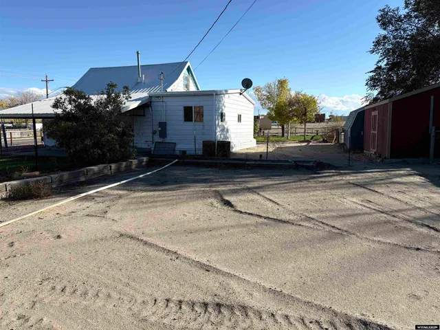 $149,900 | 104 West 5 Street, Shoshoni, WY 82649