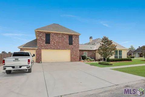 $585,000 | 3146 Silver Sand Drive, Baton Rouge, LA 70816