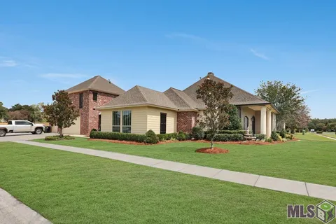 $585,000 | 3146 Silver Sand Drive, Baton Rouge, LA 70816