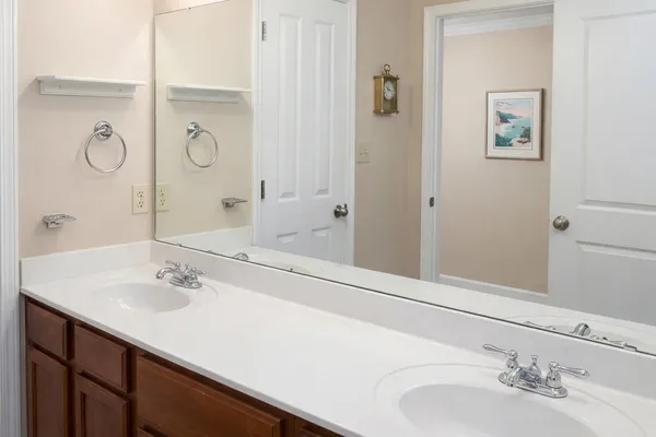 $869,000 | 9804 Timber Ridge Pass, Austin, TX 78733