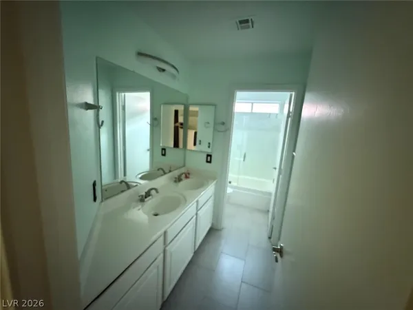 $2,700 | 2120 Royal Antilles Court, North Las Vegas, NV 89031