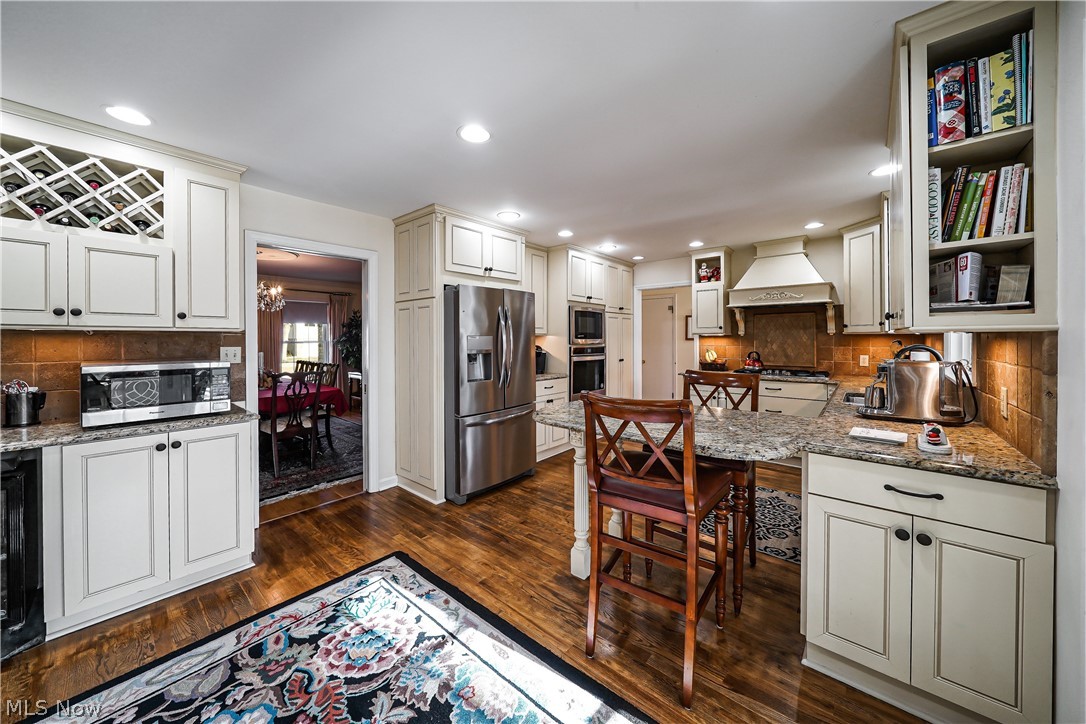 2034 Burlington Road Akron, OH 44313 - Photo 15 of 35 Gallery Image 15