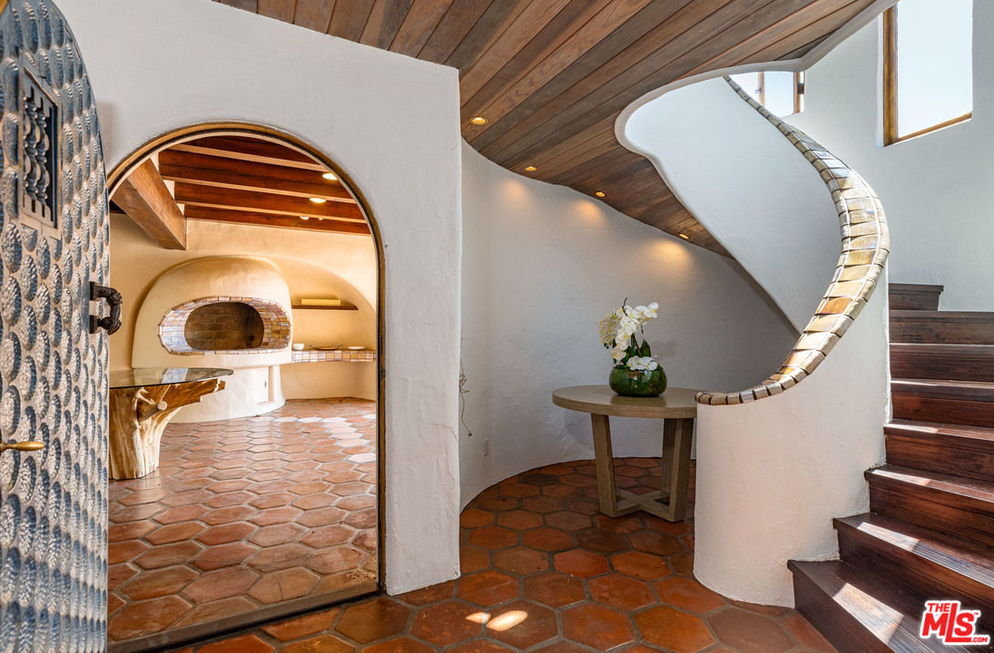 20781 Big Rock Drive Malibu, CA 90265 - Photo 12 of 54