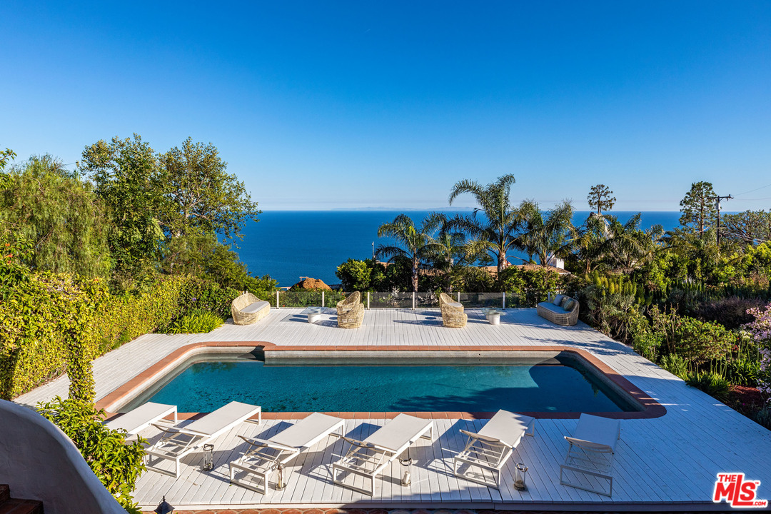 20781 Big Rock Drive Malibu, CA 90265 - Photo 30 of 54