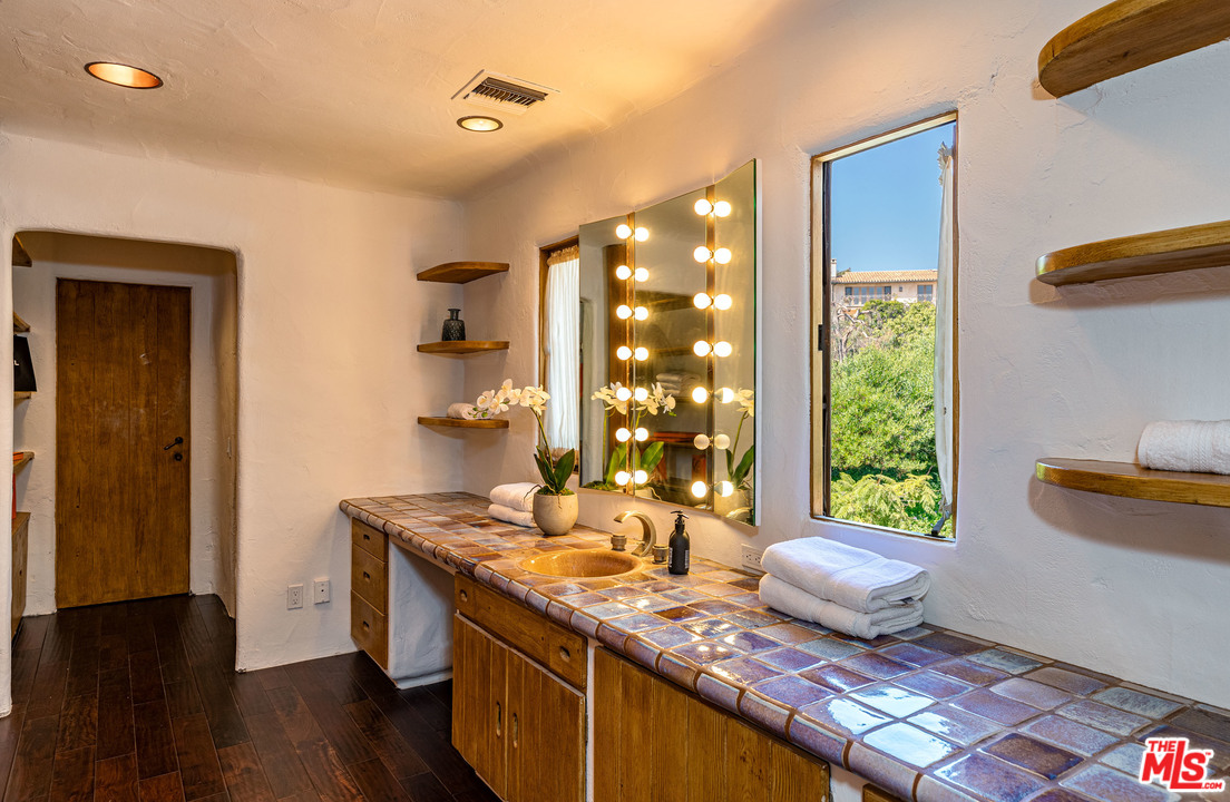 20781 Big Rock Drive Malibu, CA 90265 - Photo 33 of 54