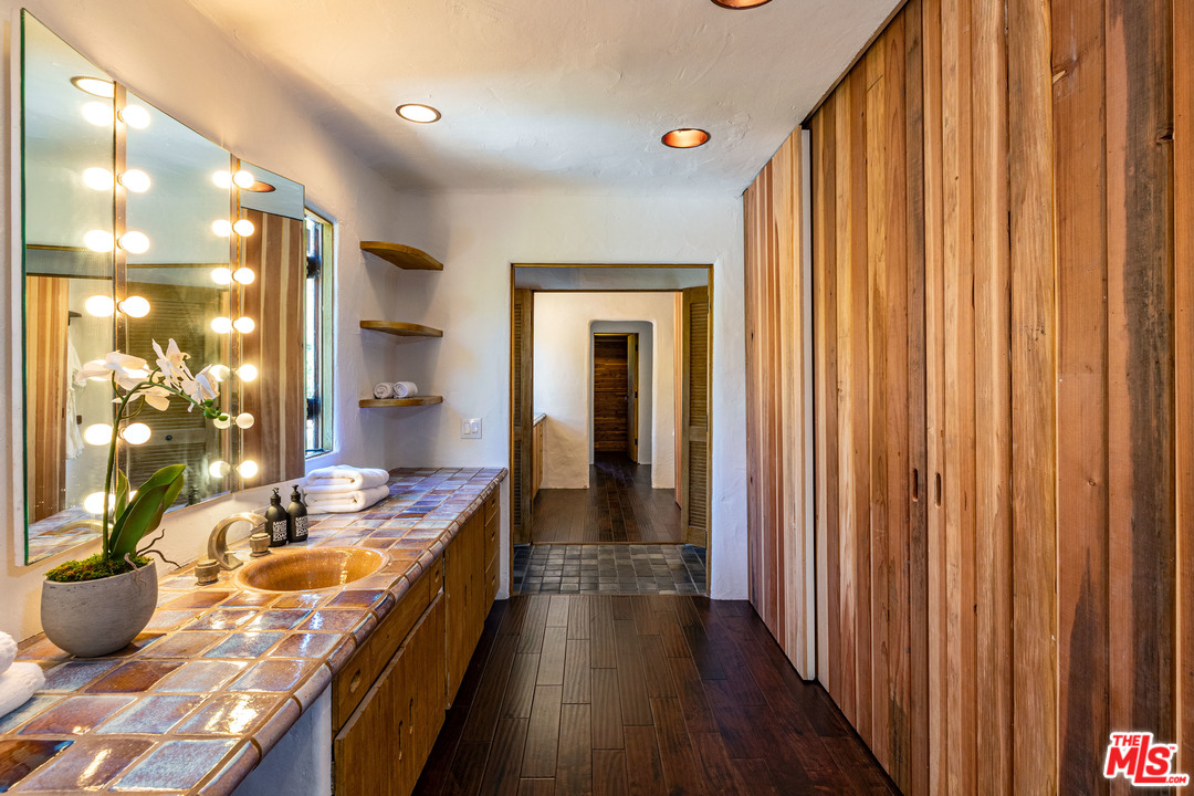 20781 Big Rock Drive Malibu, CA 90265 - Photo 34 of 54