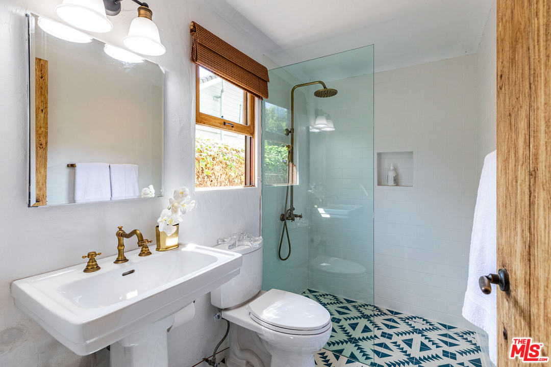 20781 Big Rock Drive Malibu, CA 90265 - Photo 41 of 54