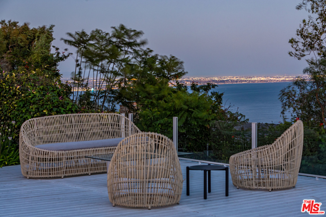 20781 Big Rock Drive Malibu, CA 90265 - Photo 46 of 54