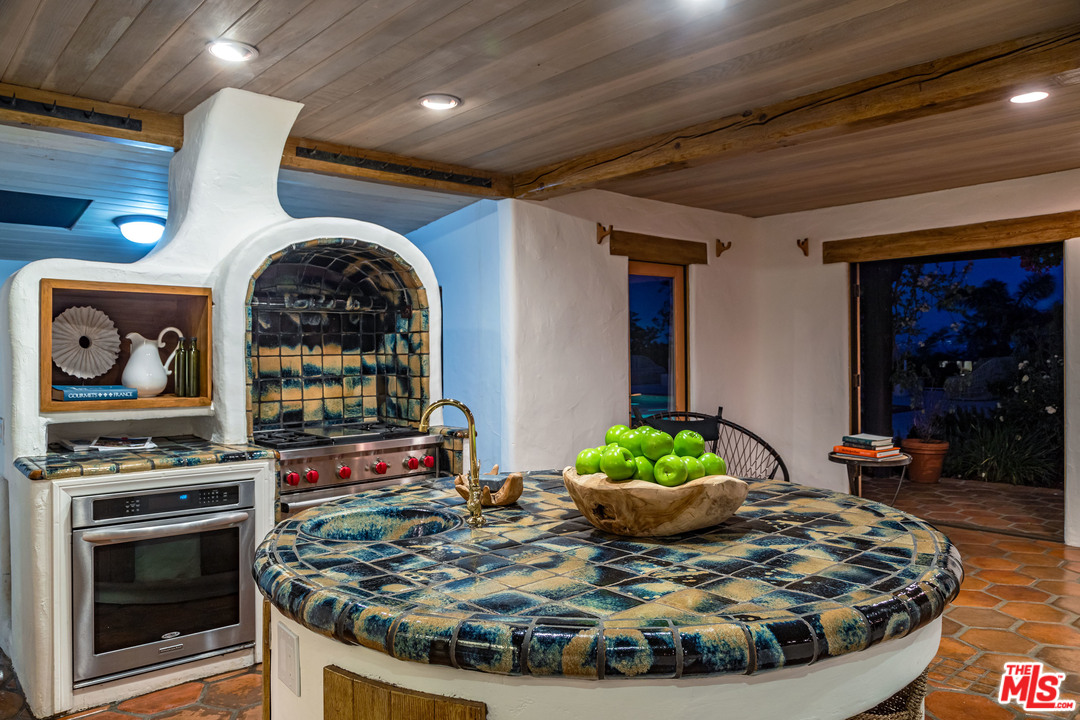 20781 Big Rock Drive Malibu, CA 90265 - Photo 51 of 54