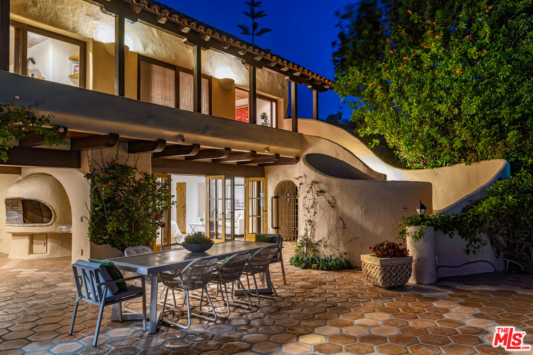 20781 Big Rock Drive Malibu, CA 90265 - Photo 53 of 54