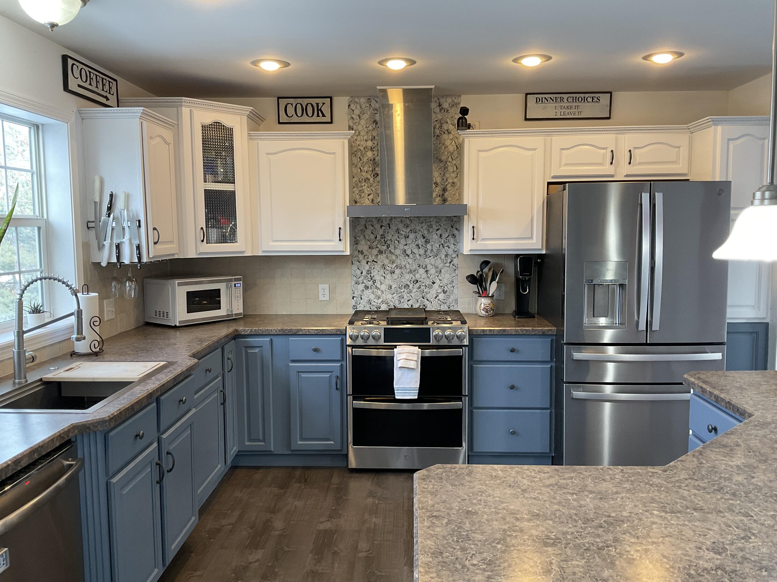 376 Main Street North Searsmont, ME 04973 - Photo 2 of 67 IMG_1688