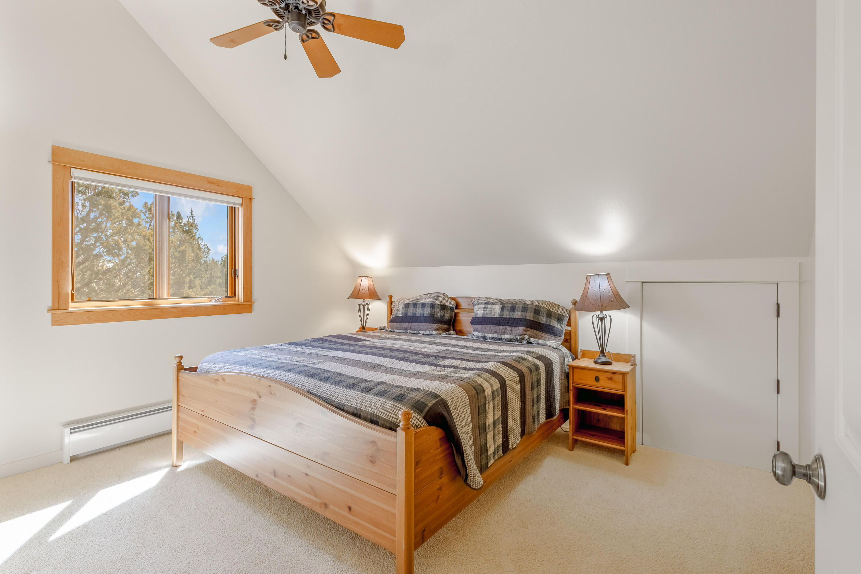 17920 Mountain View Road Sisters, OR 97759 - Photo 17 of 45 17