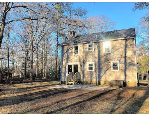 92 Quaker Meeting House Road Sandwich, MA 02537 - Photo 5 of 19 Gallery Image 5