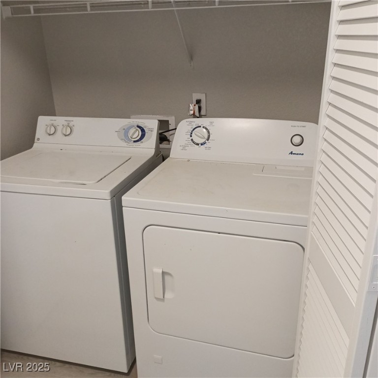 9000 South Las Vegas Boulevard, Unit 1239 Las Vegas, NV 89123 - Photo 3 of 10 Laundry room featuring washer and clothes dryer