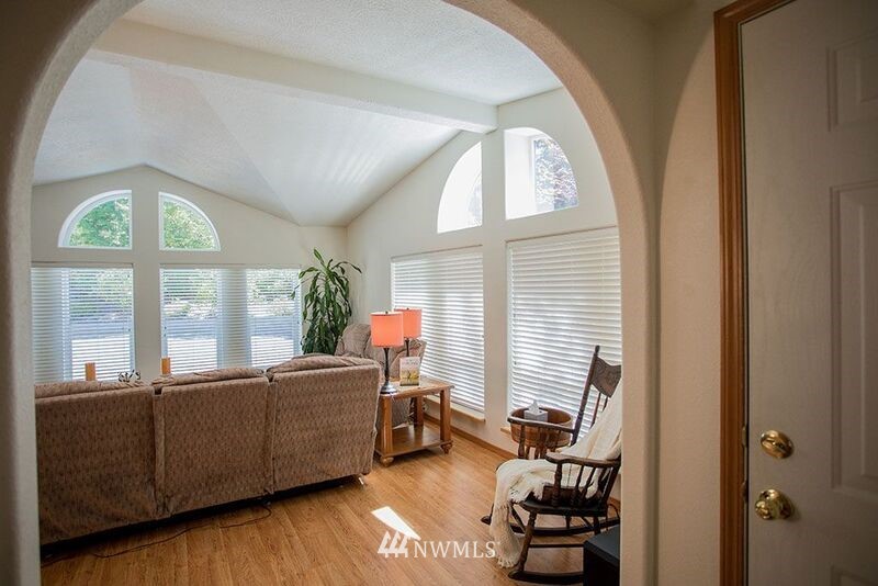 17320 Hallman Road Northwest Poulsbo, WA 98370 - Photo 3 of 25 Gallery Image 3