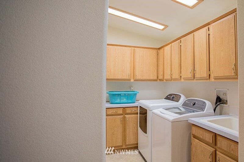17320 Hallman Road Northwest Poulsbo, WA 98370 - Photo 10 of 25 Gallery Image 10