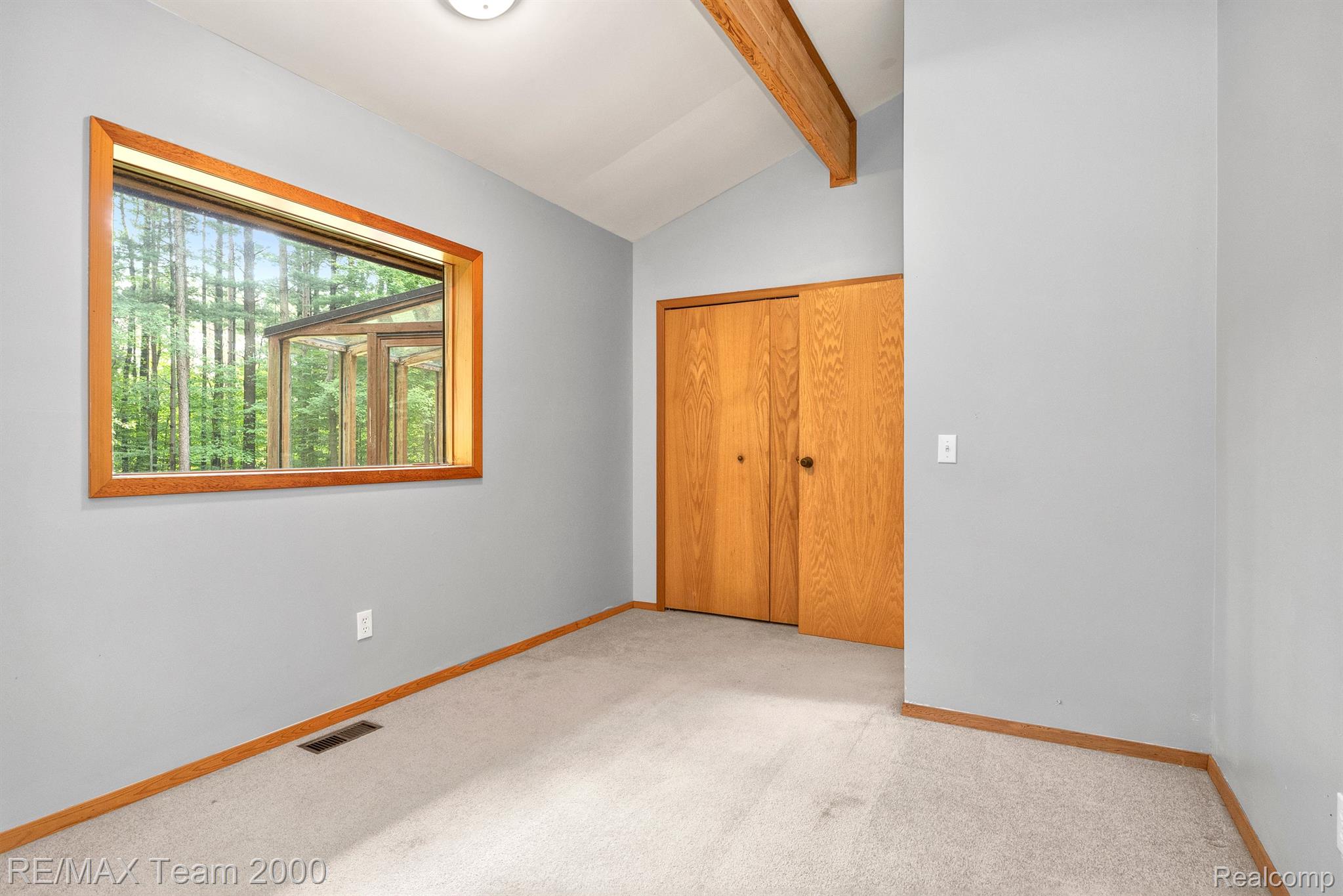 11993 Commerce Road Milford, MI 48380 - Photo 25 of 60