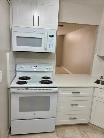 $1,775 | 801 Three Islands Boulevard, Unit 214, Hallandale Beach, FL 33009