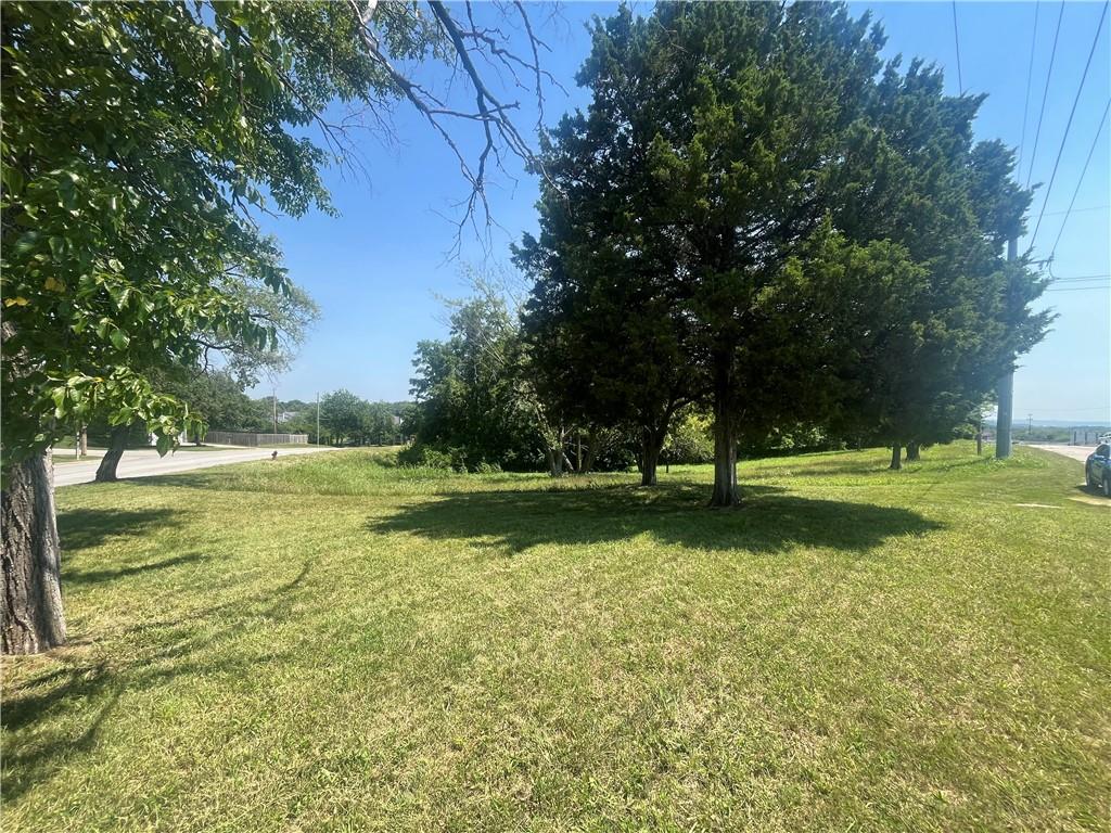 6217 Northwest Roanridge Road Kansas City, MO 64151 - Photo 9 of 17