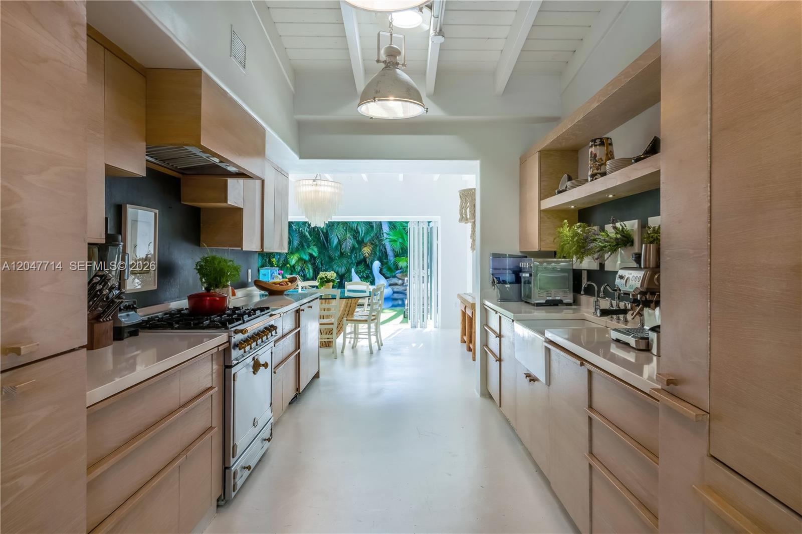 330 Gulf Road Key Biscayne, FL 33149 - Photo 18 of 46