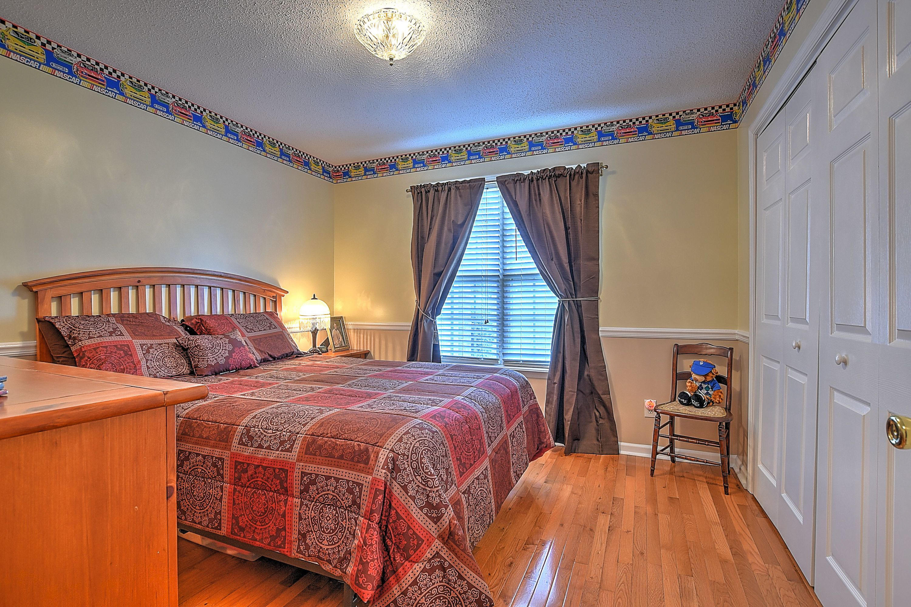 246 Apple Ridge Drive Bluff City, TN 37618 - Photo 19 of 63 246 Apple Ridge-19