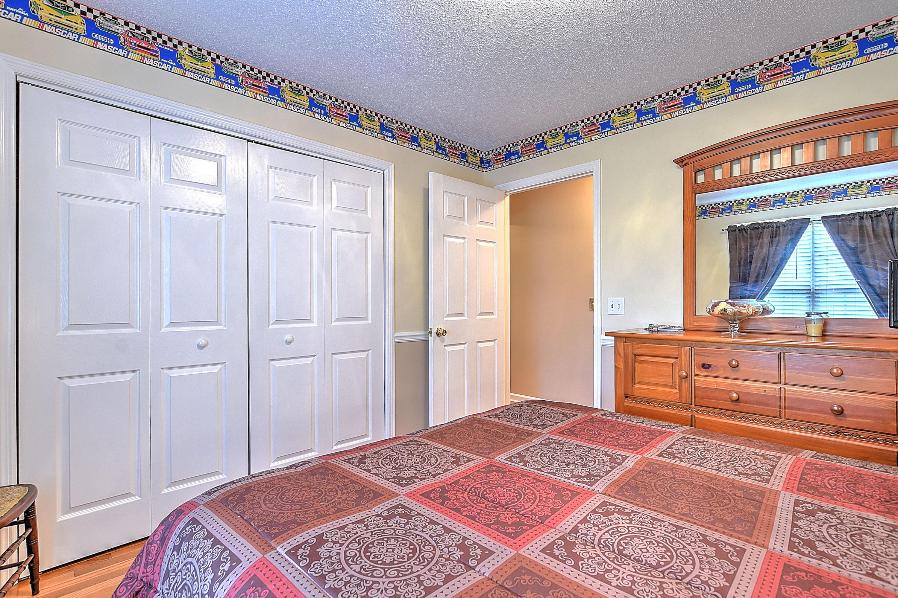246 Apple Ridge Drive Bluff City, TN 37618 - Photo 21 of 63 246 Apple Ridge-21