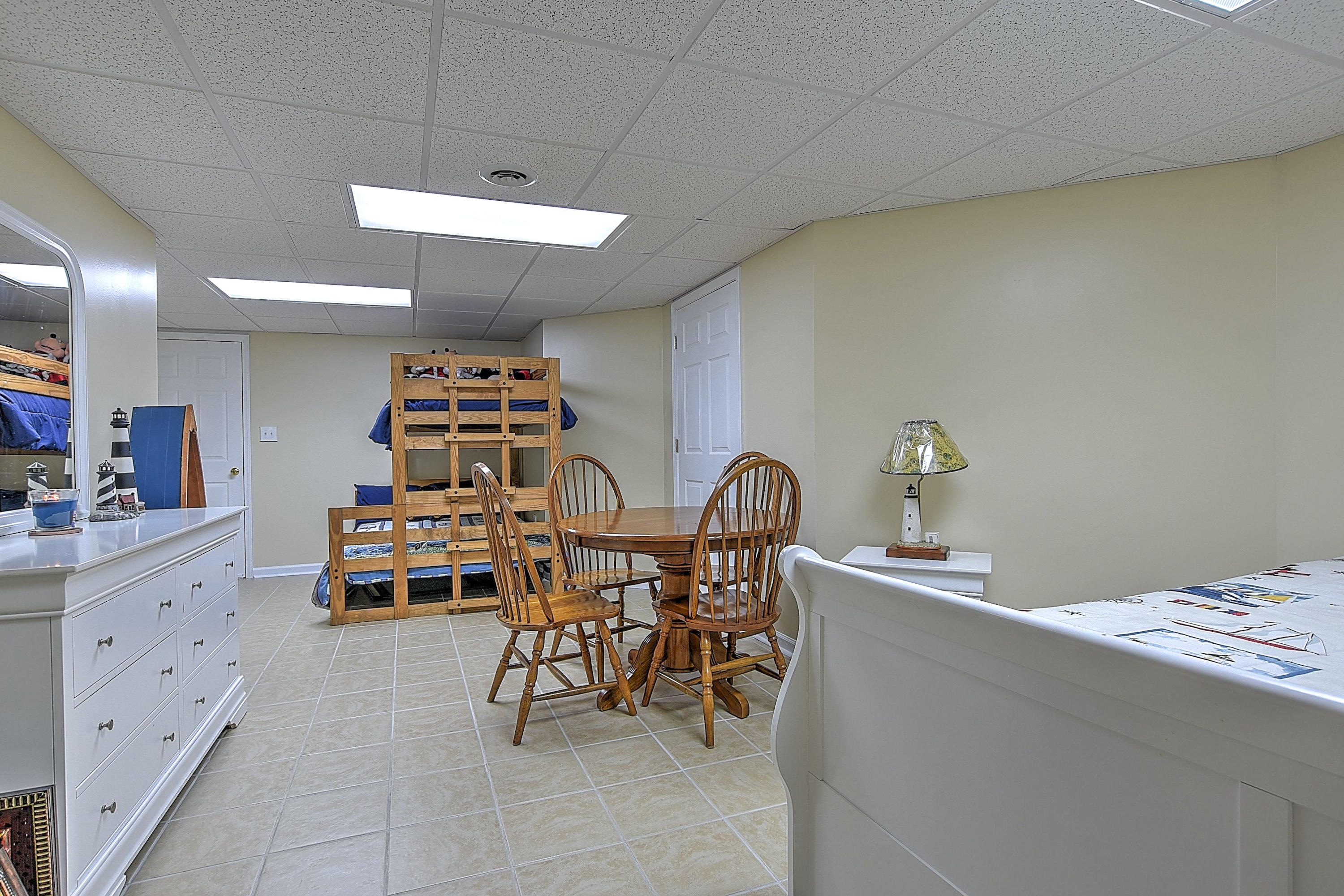 246 Apple Ridge Drive Bluff City, TN 37618 - Photo 31 of 63 246 Apple Ridge-32