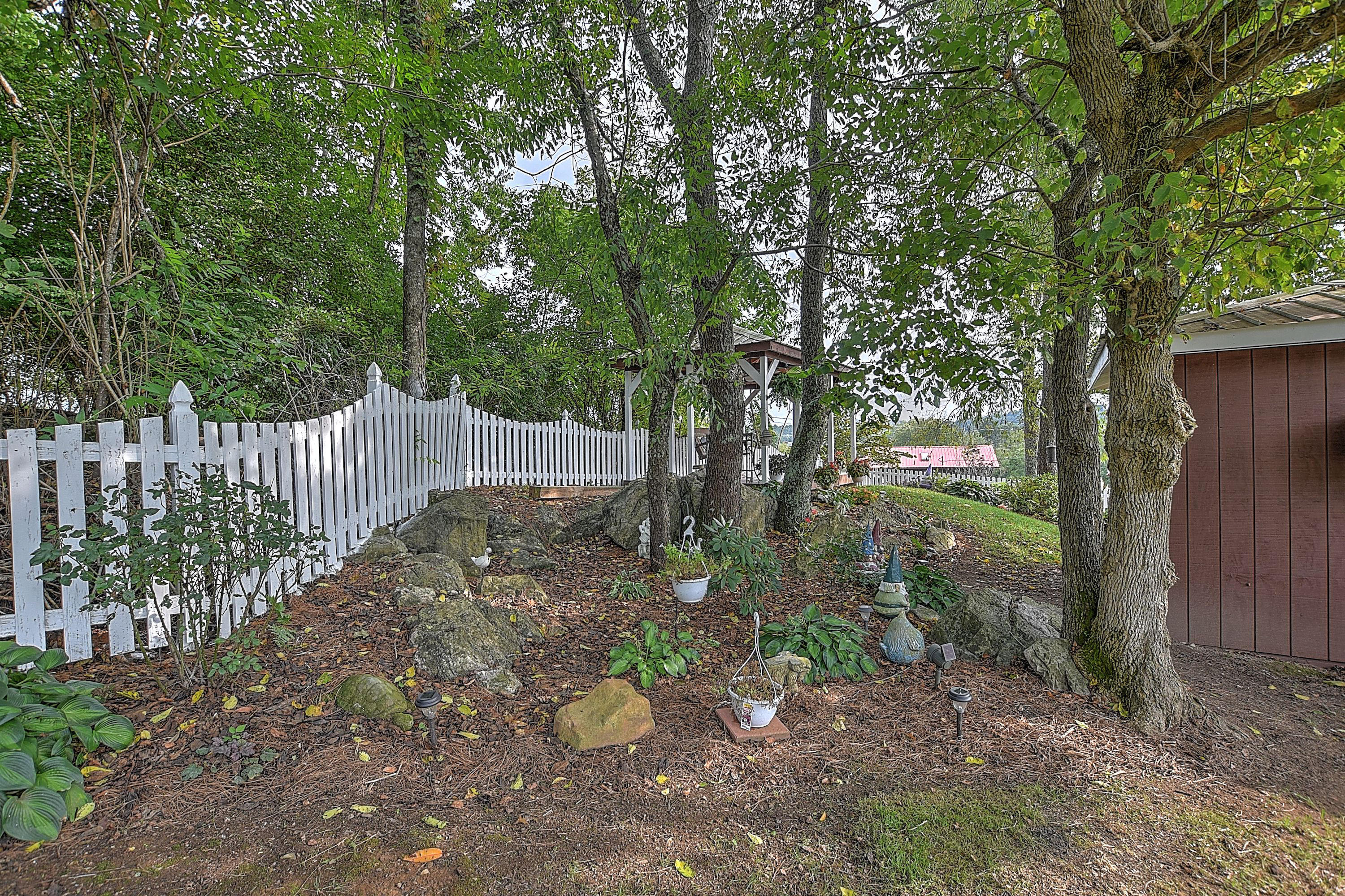 246 Apple Ridge Drive Bluff City, TN 37618 - Photo 60 of 63 246 Apple Ridge-61